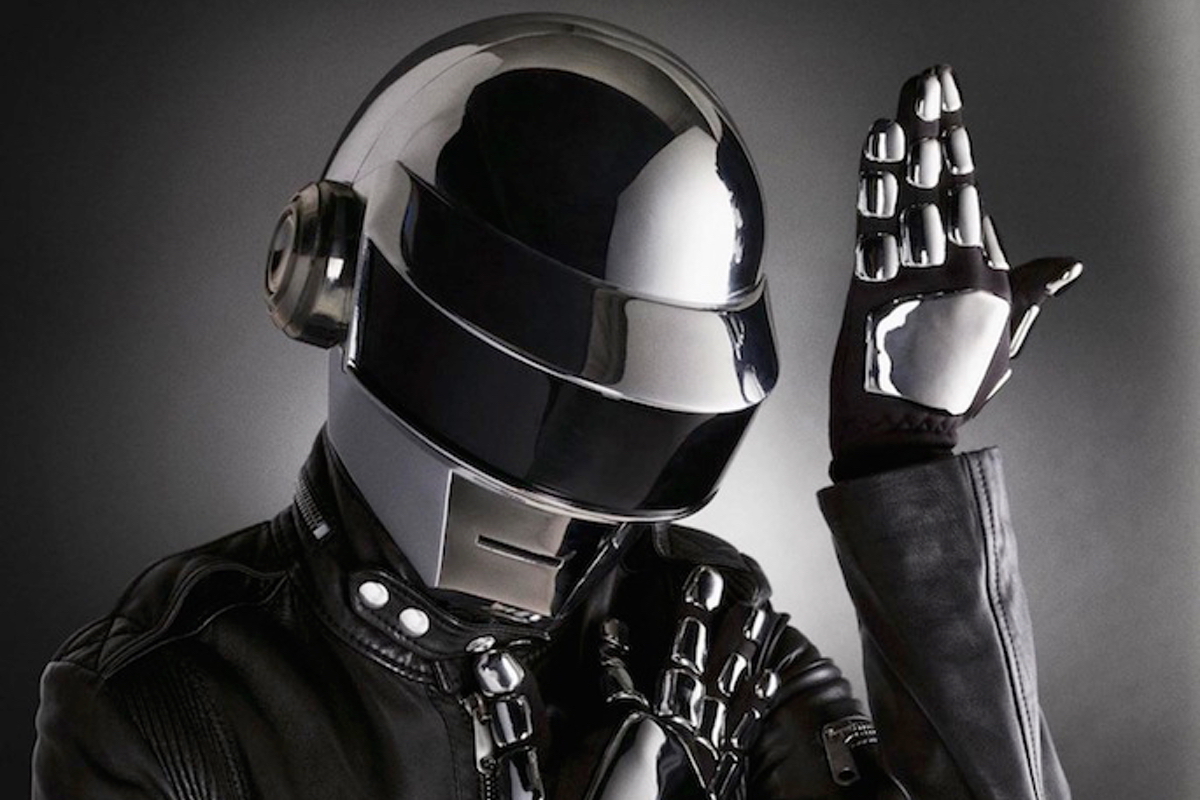Daft Punk’s Thomas Bangalter releases 15-minute analog techno jam ‘Riga (Take 5)’