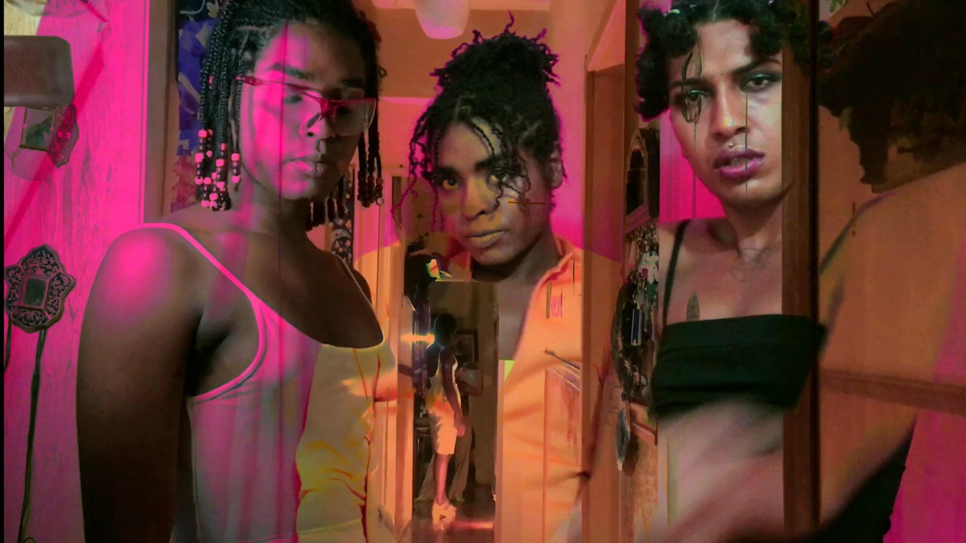 Novas Frequências x Fact: Aya Ibeji – KWEEN