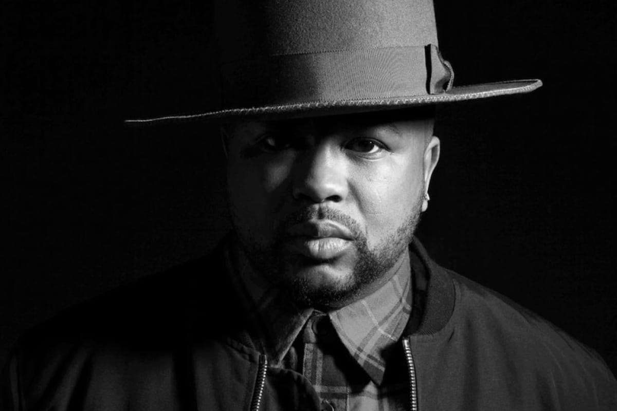The-Dream teases new triple album Ménage à Trois: Sextape Vol. 1, 2, 3