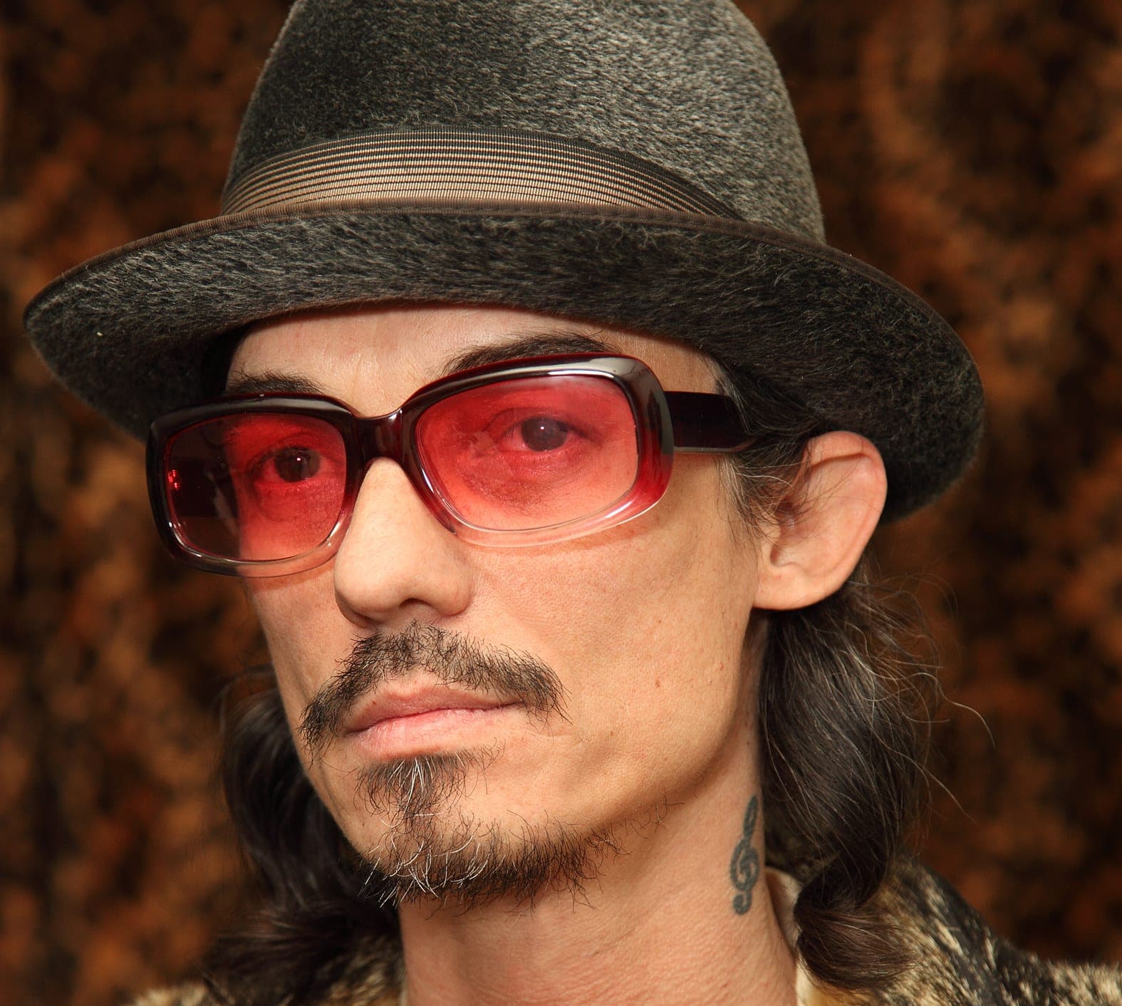 Download ClassicaLoops, a new project from Dutch maverick Aardvarck