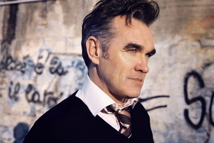 Morrissey signs with Universal, will release album this year