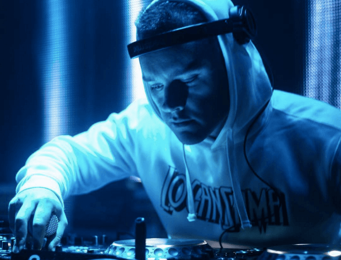Drake thanks grime DJ Logan Sama for "guidance" on 'One Dance'