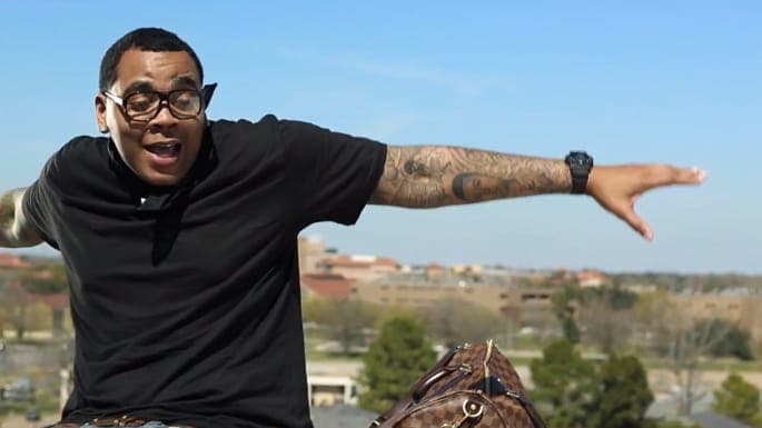 Kevin Gates drops the Justice League-produced ‘Roaming Around’