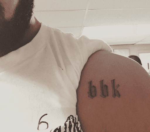 Drake just got a Boy Better Know tattoo