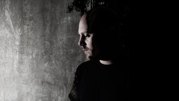 Huxley lines up The Machine EP and debut album on Aus