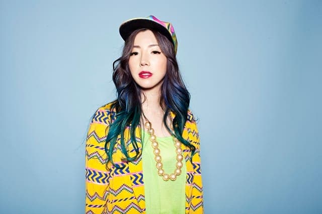 Stream TOKiMONSTA and IO Echo's cover of Mariah Carey's 'Heartbreaker'