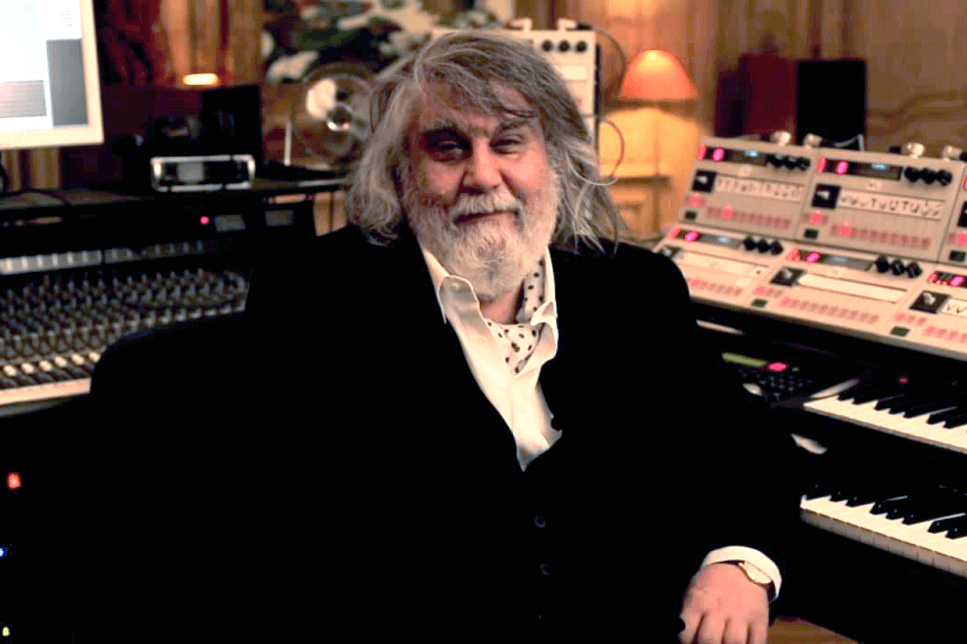 Vangelis announces remastered 13-album box set Delectus