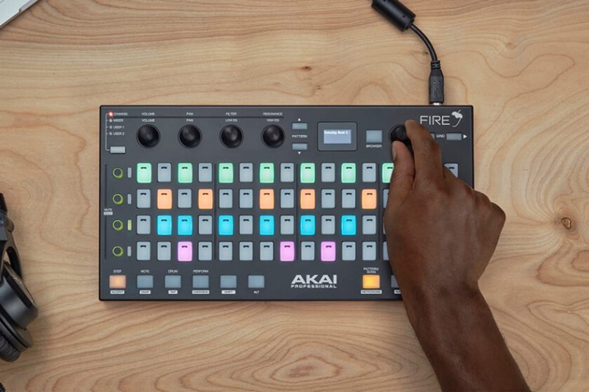 Akai Fire