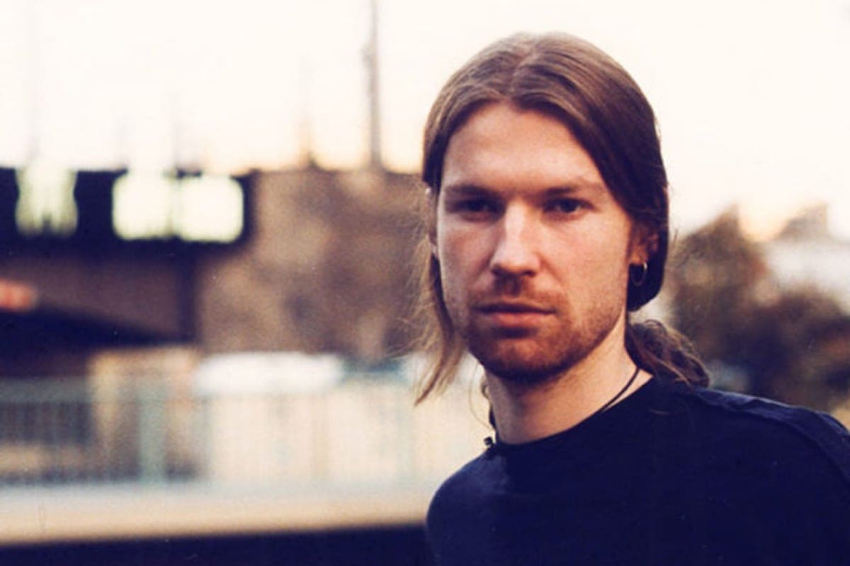 Aphex Twin releases new track ‘Mangle 11’ and two unreleased versions of ‘Avril 14th’