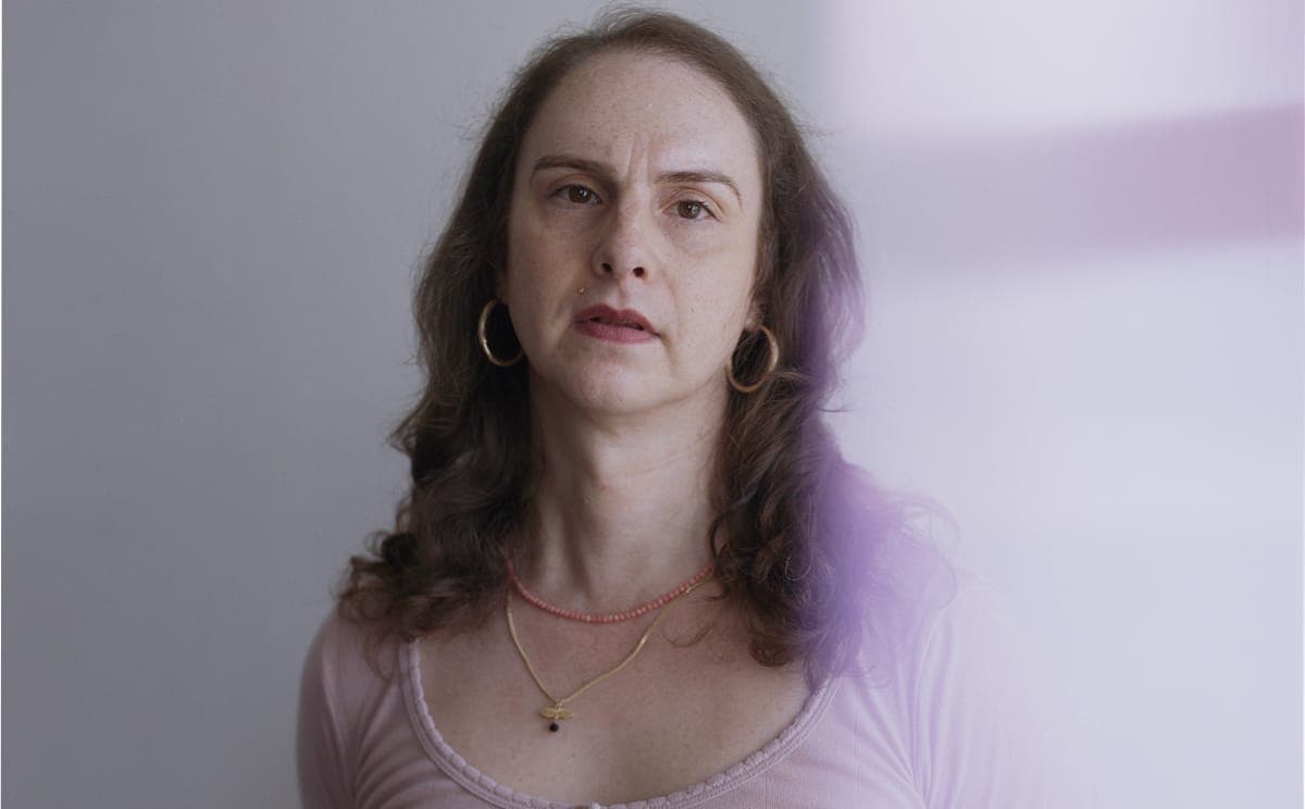 Gavilán Rayna Russom