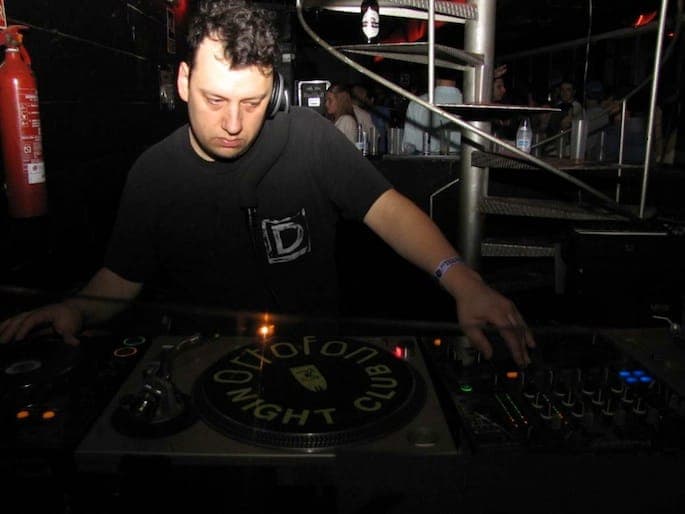 After a "weird year," Mike Simonetti shares handful of free edits