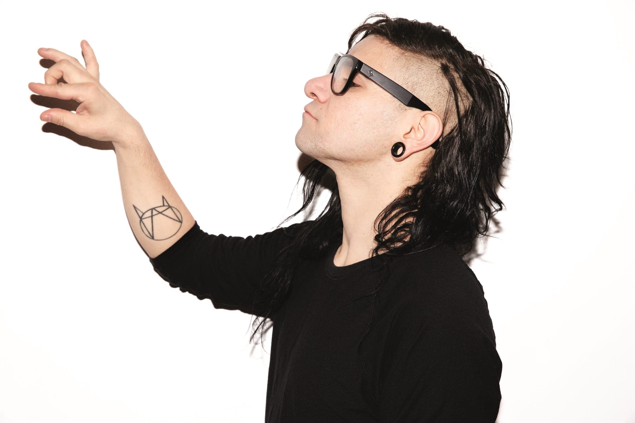 Skrillex says ‘Sorry’ vocal hook was created not sampled in new video