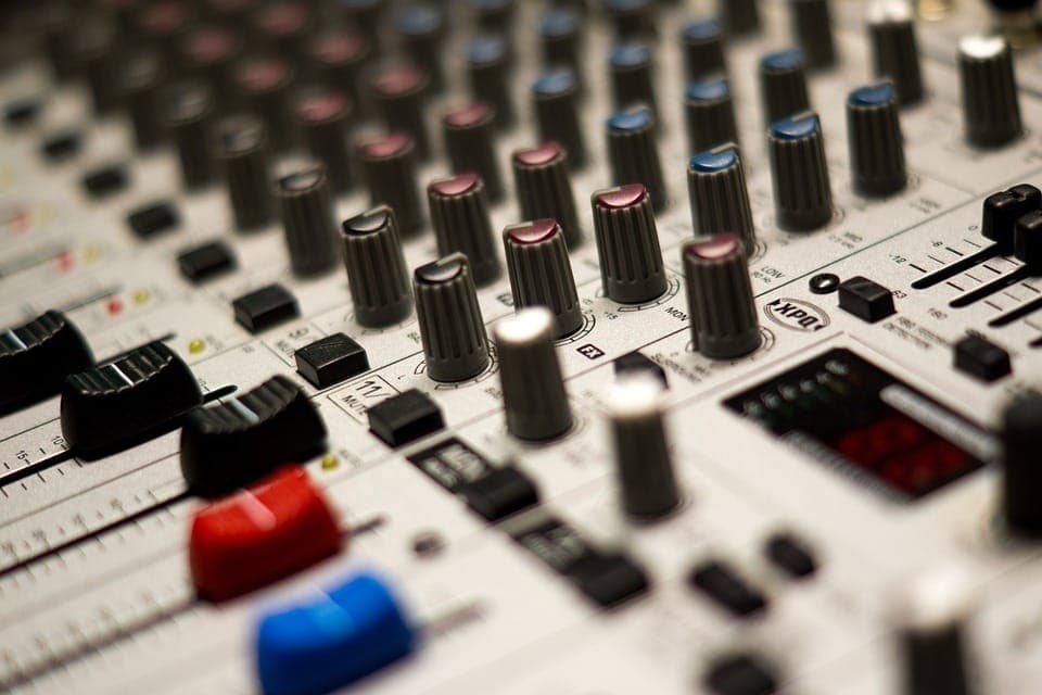 You can now stream unofficial remixes on Apple Music and Spotify