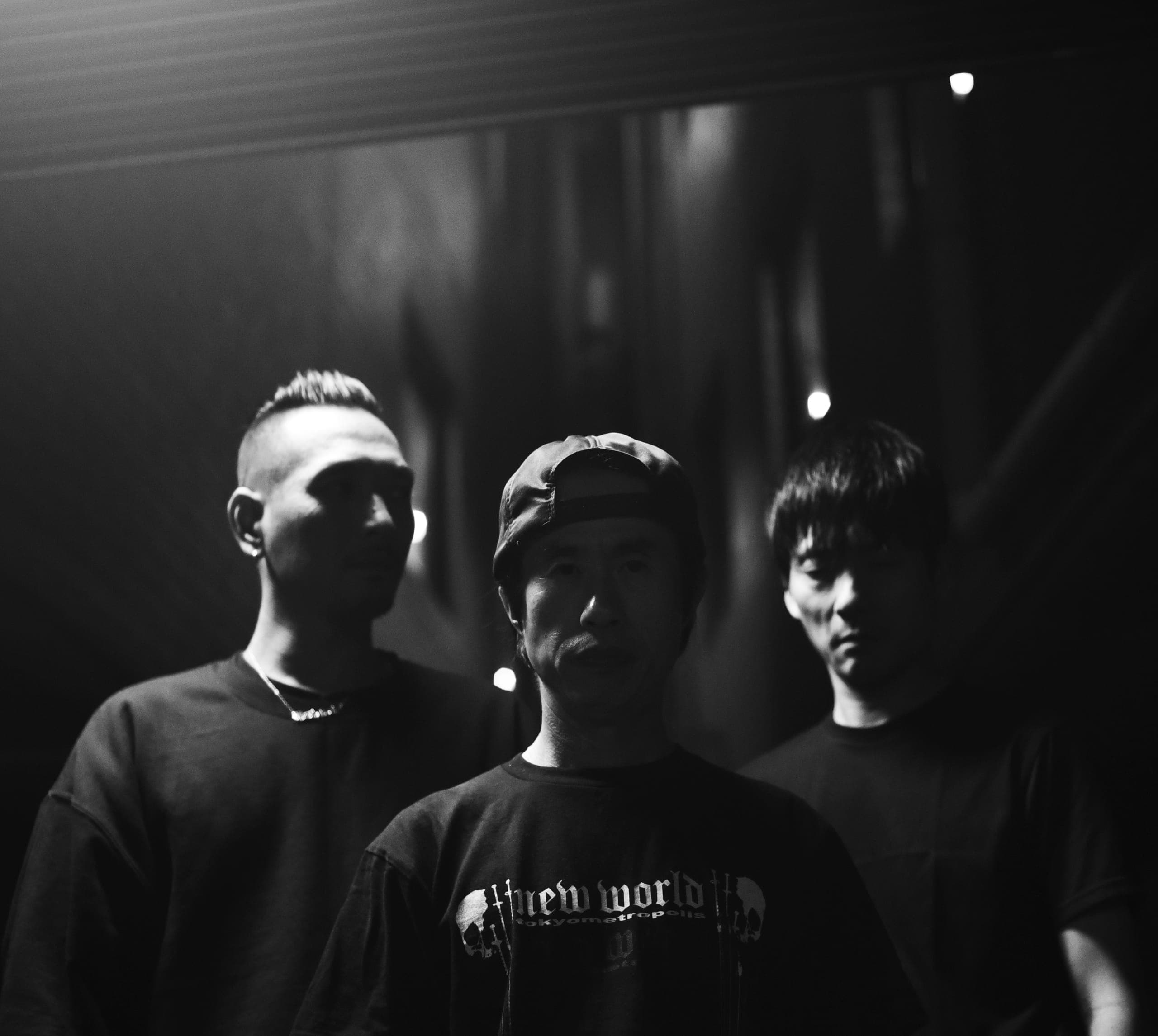 Goth-Trad’s atmospheric doom metal group Eartaker announce debut Harmonics