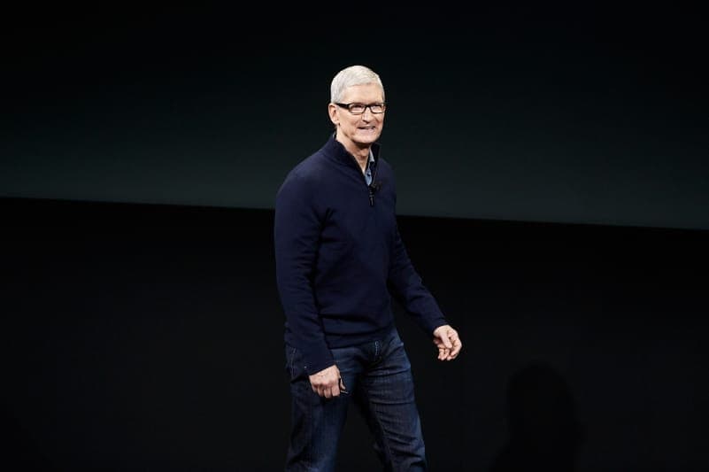 Apple reportedly manufacturing a Siri speaker to take on Google and Amazon