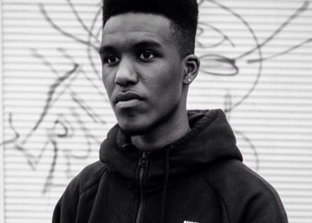 Novelist declares his own genre Ruff Sound with 40-minute Rinse session