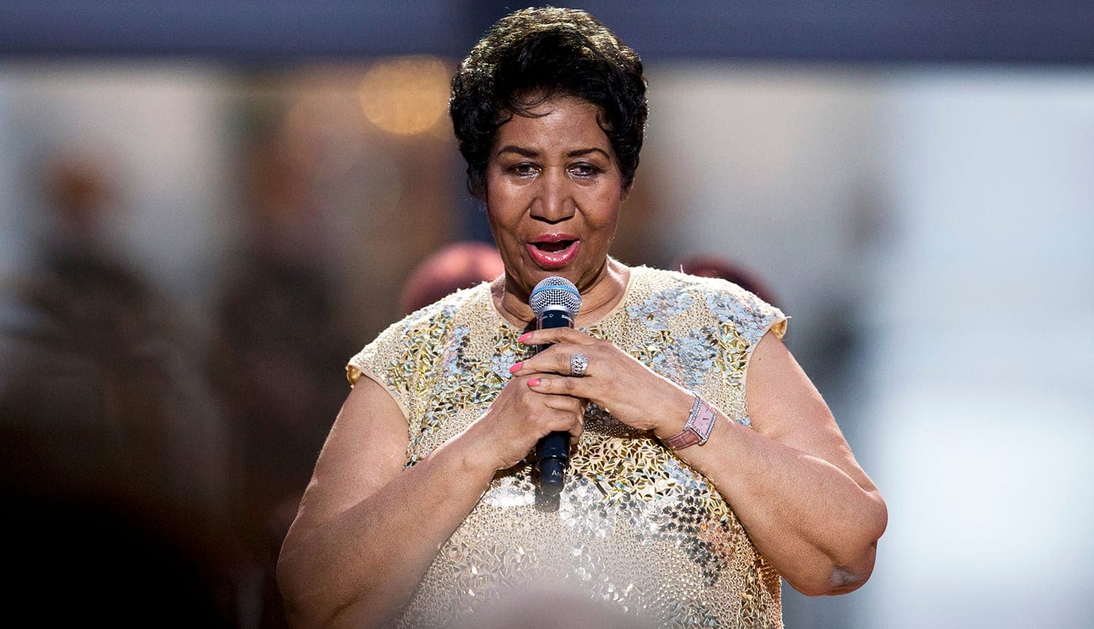 Aretha Franklin announces Stevie Wonder-produced album