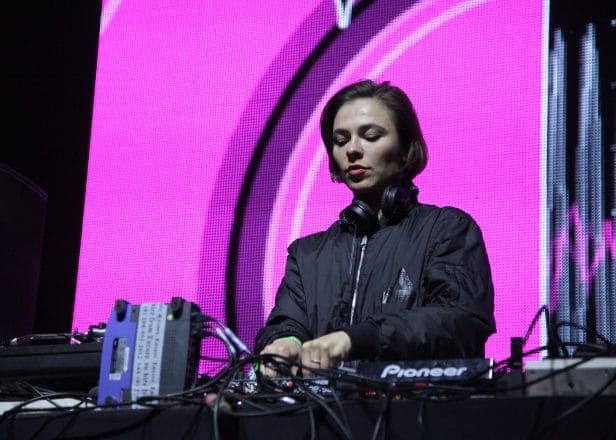 Nina Kraviz criticized for not playing enough techno