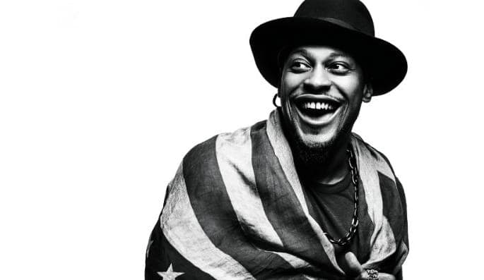 Watch footage of D'angelo and ?uestlove's surprise Brooklyn gig