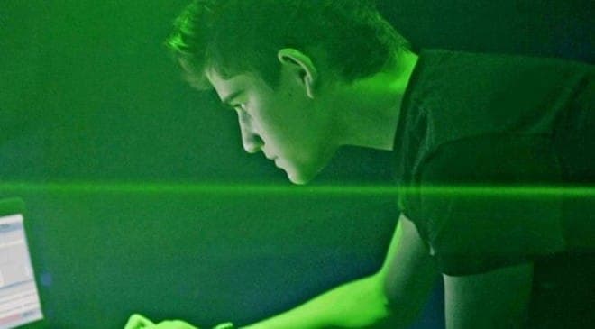 Premiere: 15 year old talent Happa remixes R&S dream-pop outfit Vondelpark