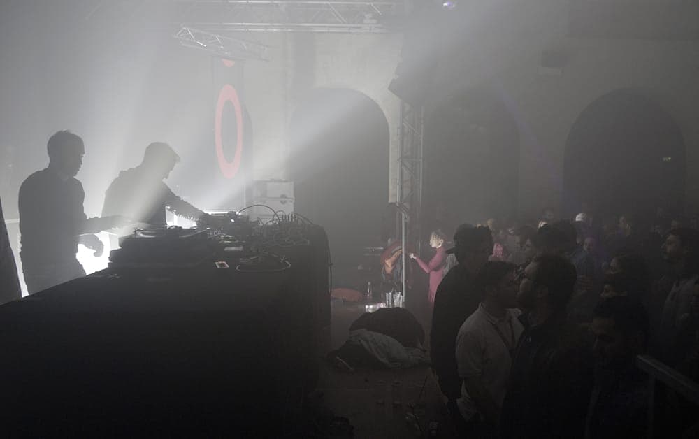 Simbiosi slow hardcore techno to a brutal crawl on EP for Shapednoise's Cosmo Rhythmatic