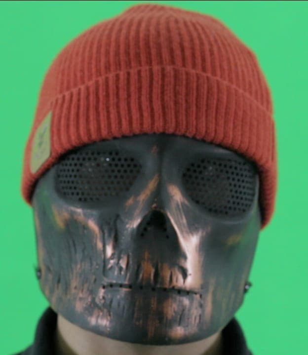 UK murder balladier Cas teams up with Danny Brown producer Skywlkr on ‘All Hallows’