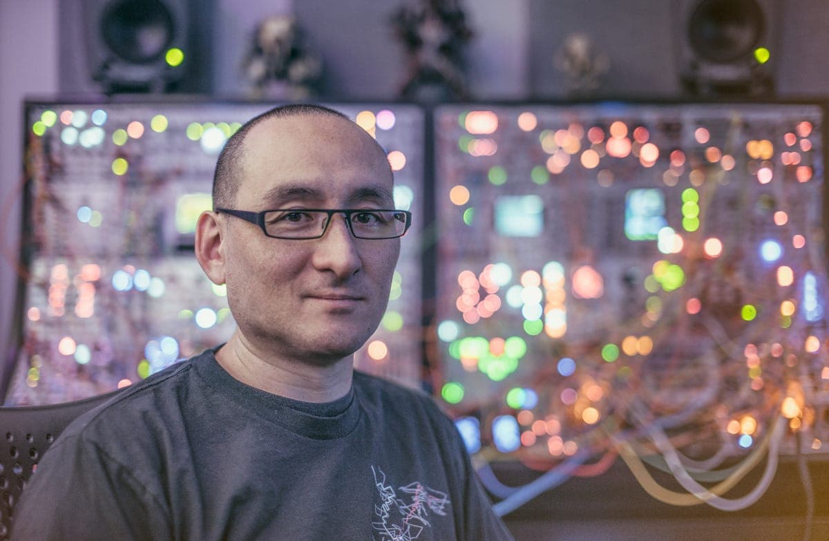 Modular synthesist Richard Devine to release Sort\Lave album on Timesig