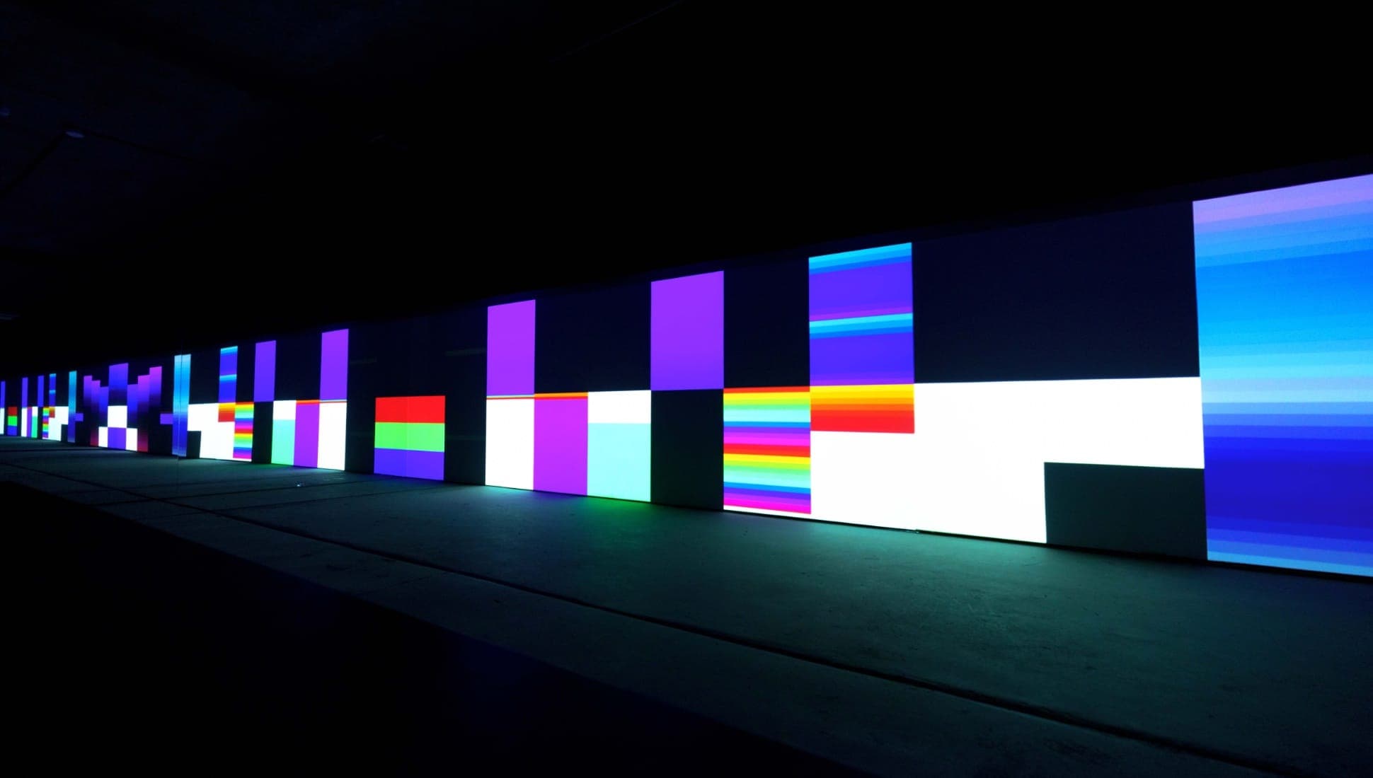 LUX: Carsten Nicolai – unicolor