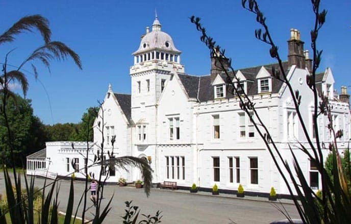Kanye West shoots 'Waves' video on Scotland's Isle of Skye