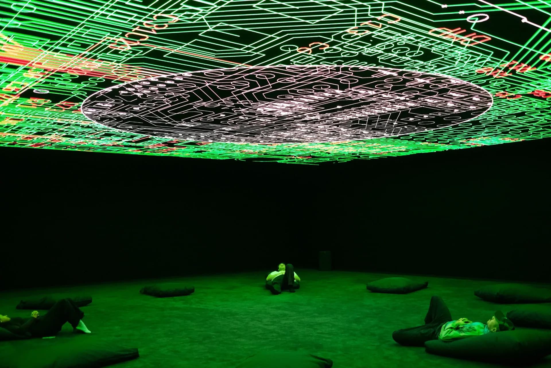 Ryoji Ikeda’s data-cosm [n°1] installation returns to 180 Studios