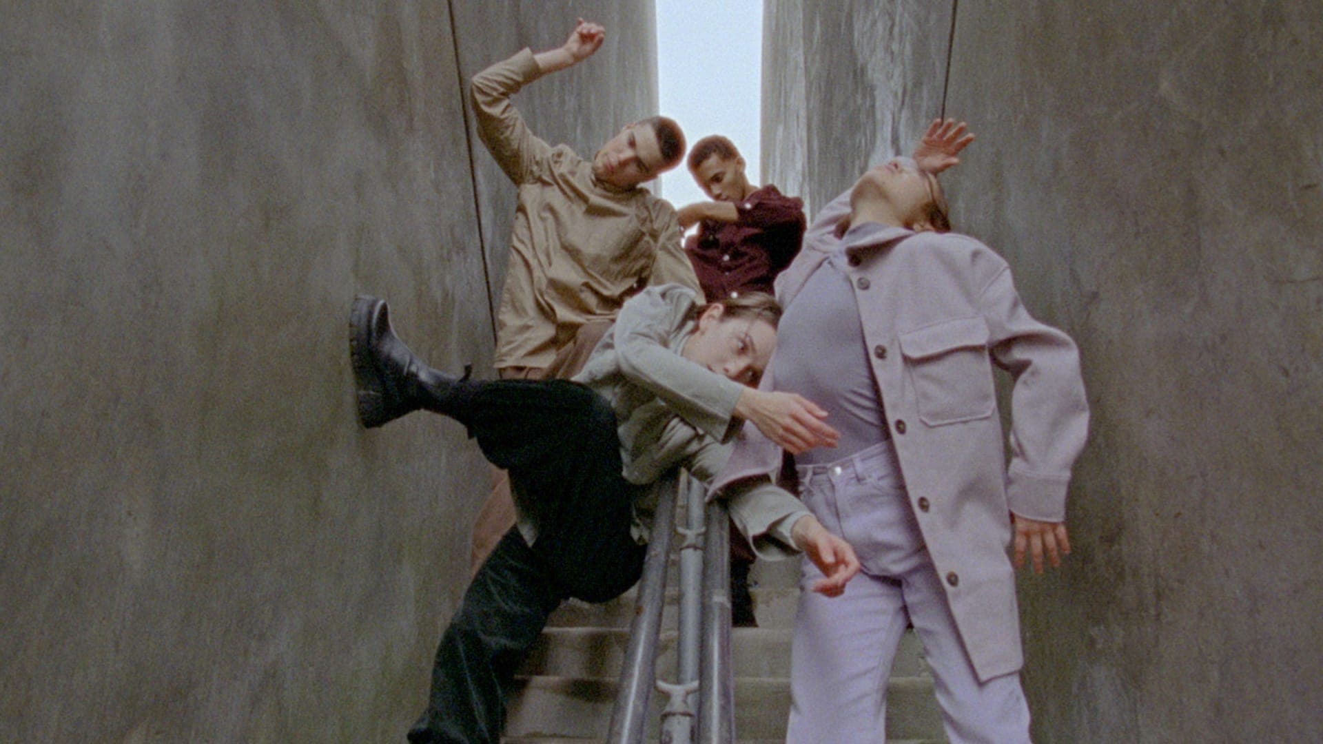 Ian Robinson and Nederlands Dans Theater members explore abstraction through movement in DADU