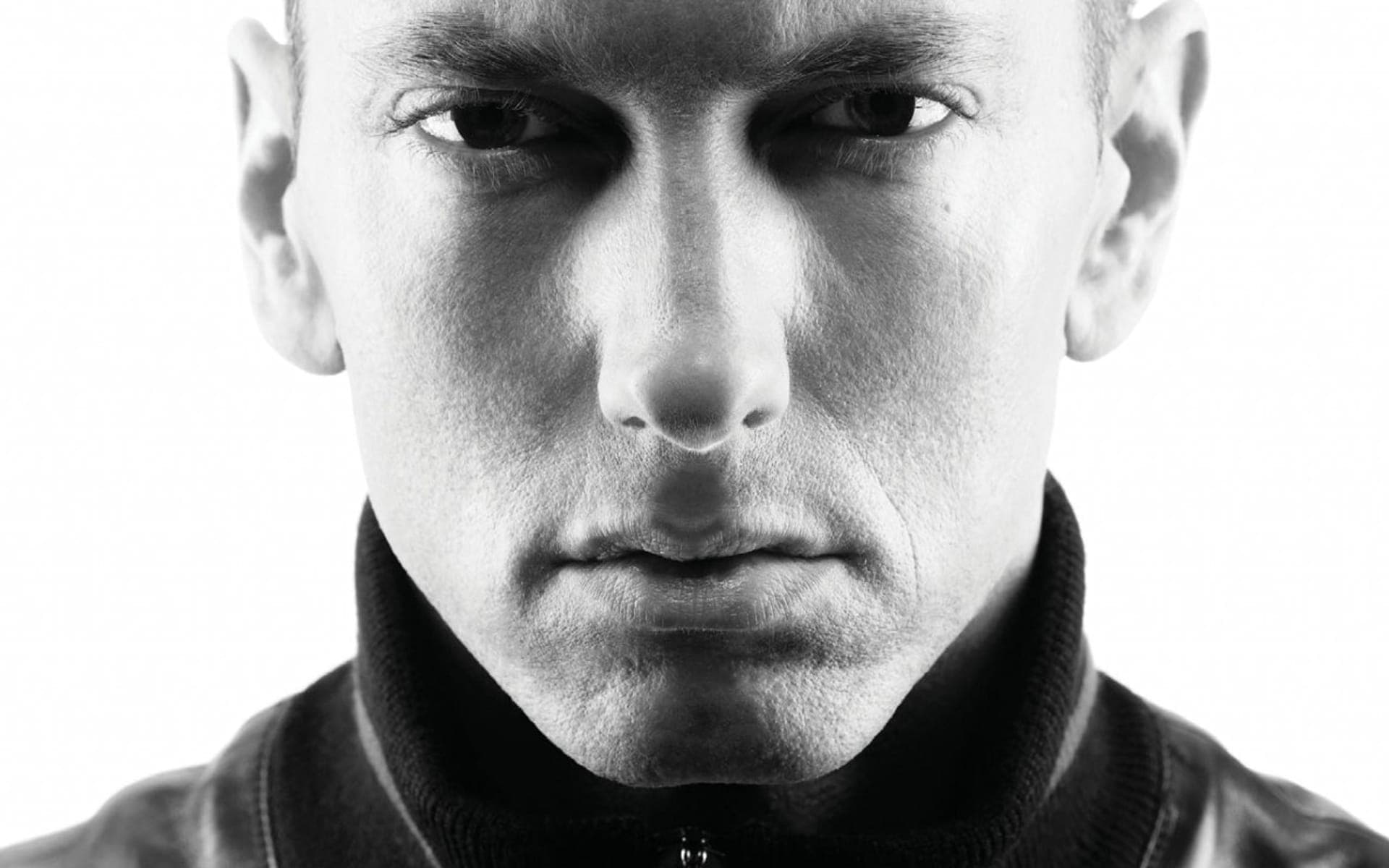Bonus tracks for Eminem’s Marshall Mathers vol.2 revealed