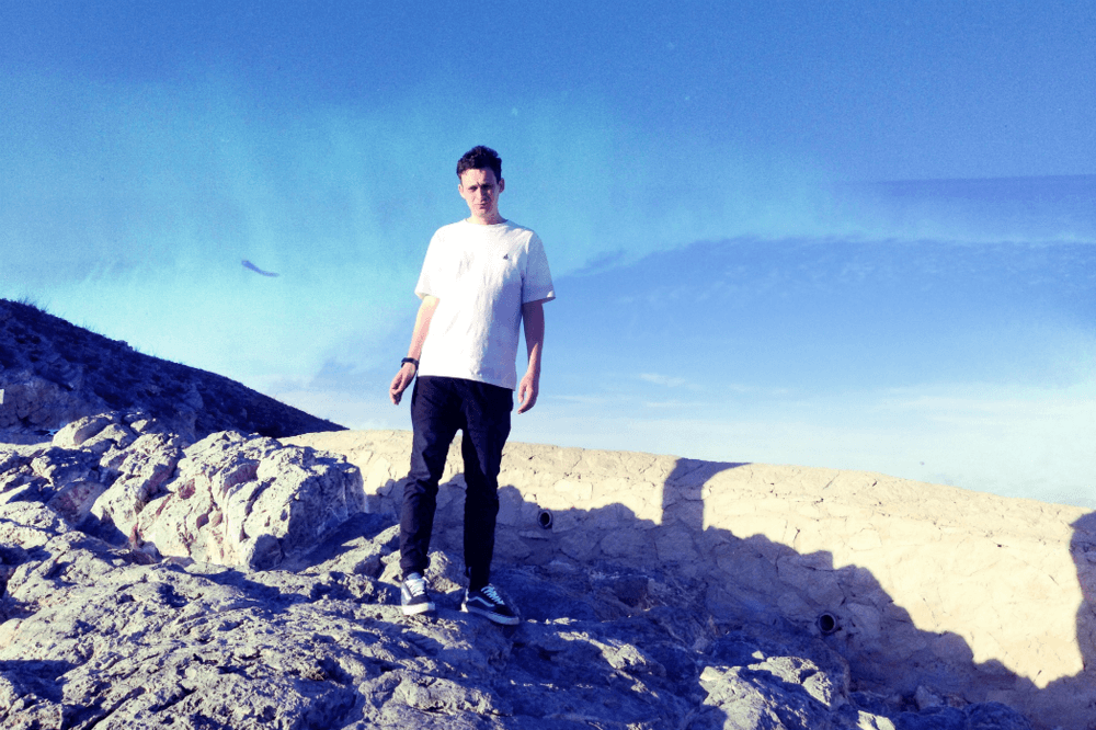 The week's best mixes: Lone's sunshine rave, Afrobeats and palm wine