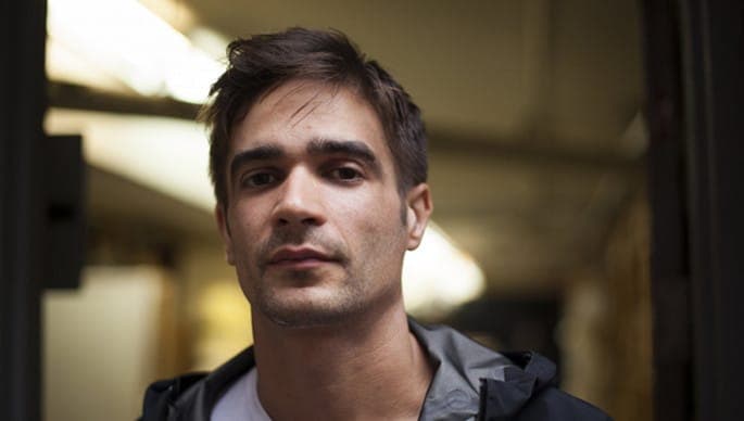 Download a phone alarm clock tone, composed by Jon Hopkins