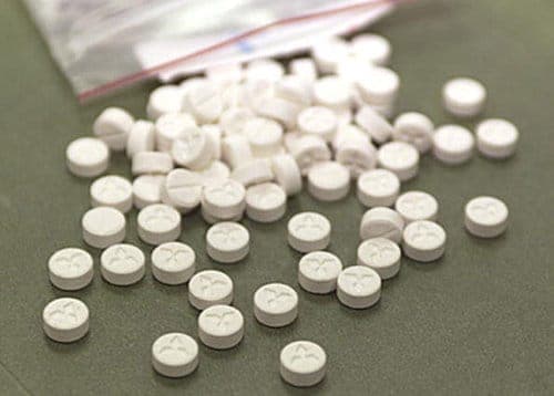 Clubbers more likely to take ecstasy than smoke cigarettes