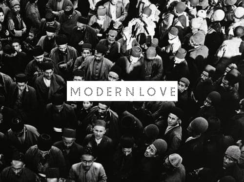 The Essential... Modern Love