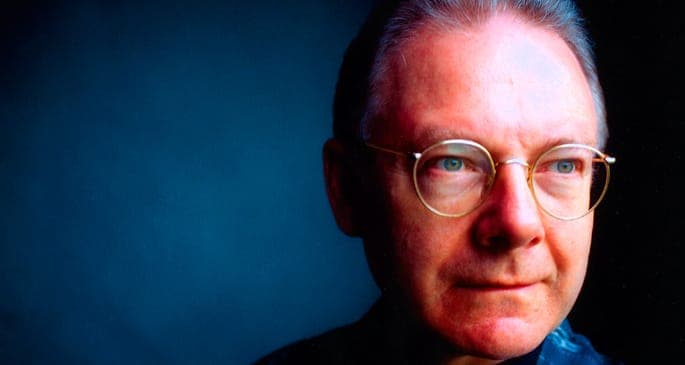 Robert Fripp announces King Crimson reunion