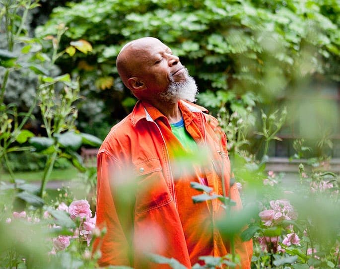 Ambient pioneer Laraaji to host laughter workshop at Cafe Oto
