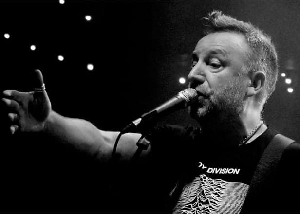 Peter Hook to perform entire Joy Division catalogue in 18th century church