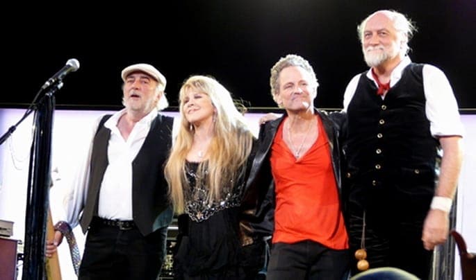 Fleetwood Mac announce new EP; watch them perform new song 'Sad Angel'