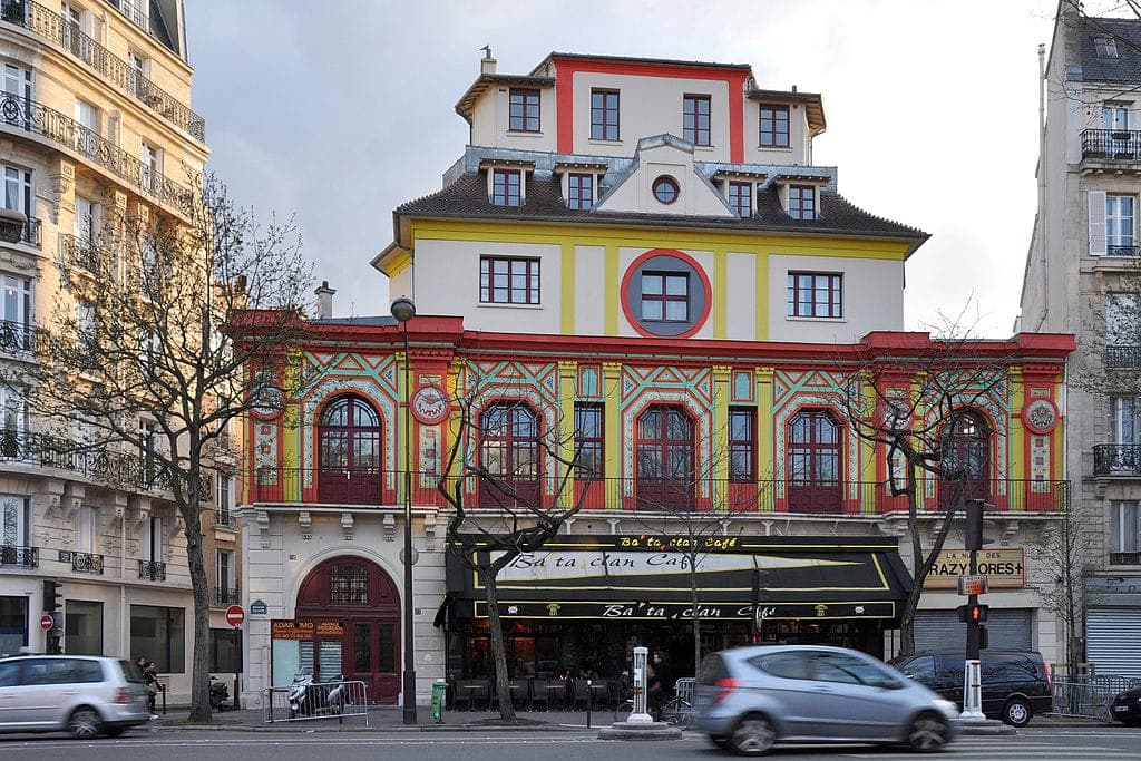 Le Bataclan announces reopening date following last year’s Paris attacks