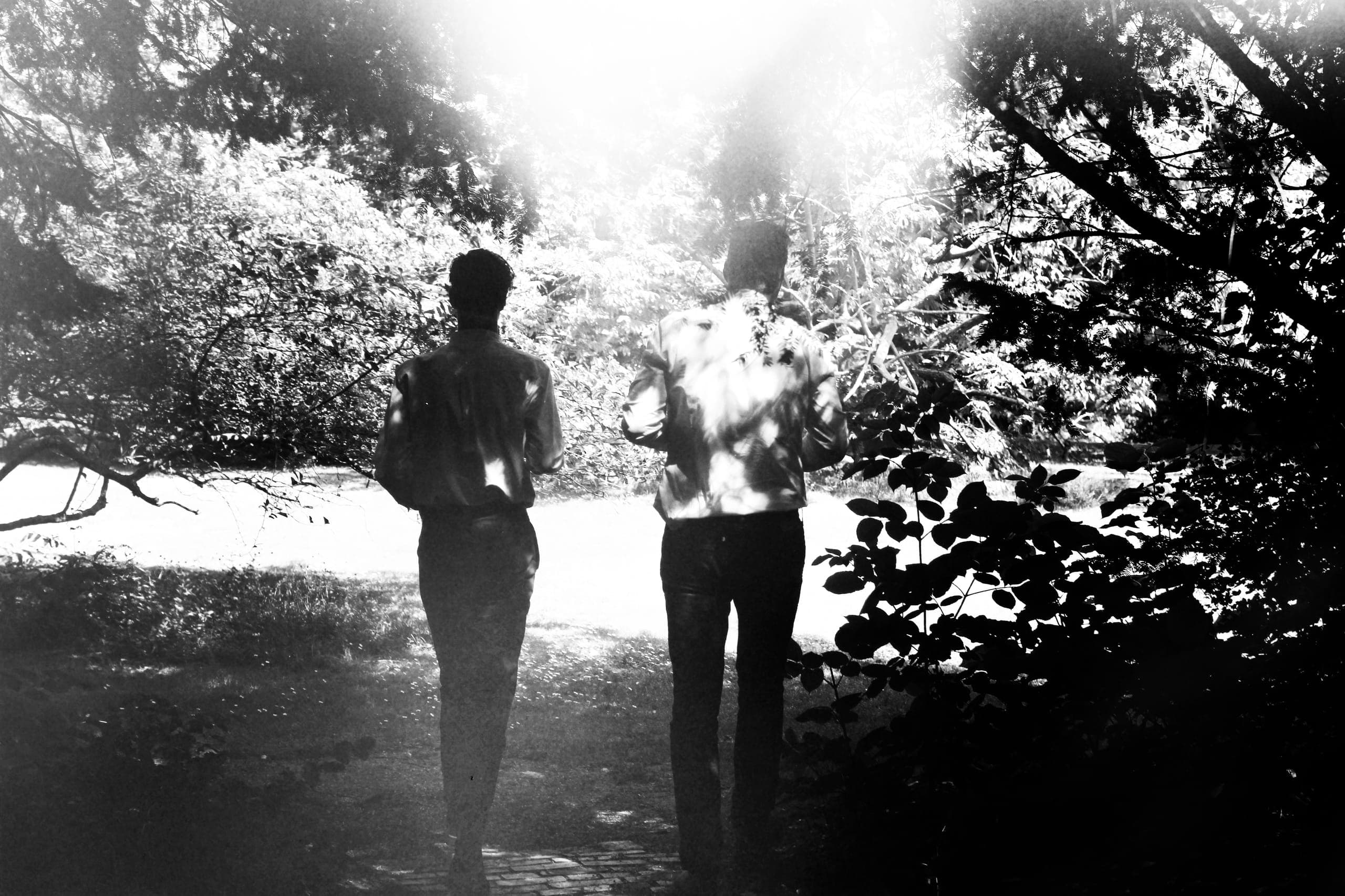 Industrial duo Damien Dubrovnik announce Vegas Fountain, share towering opener ‘On It’s Double’