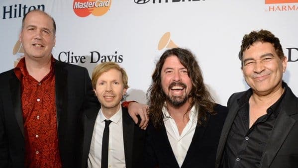 Beck and Nirvana members perform David Bowie tribute at pre-Grammys party