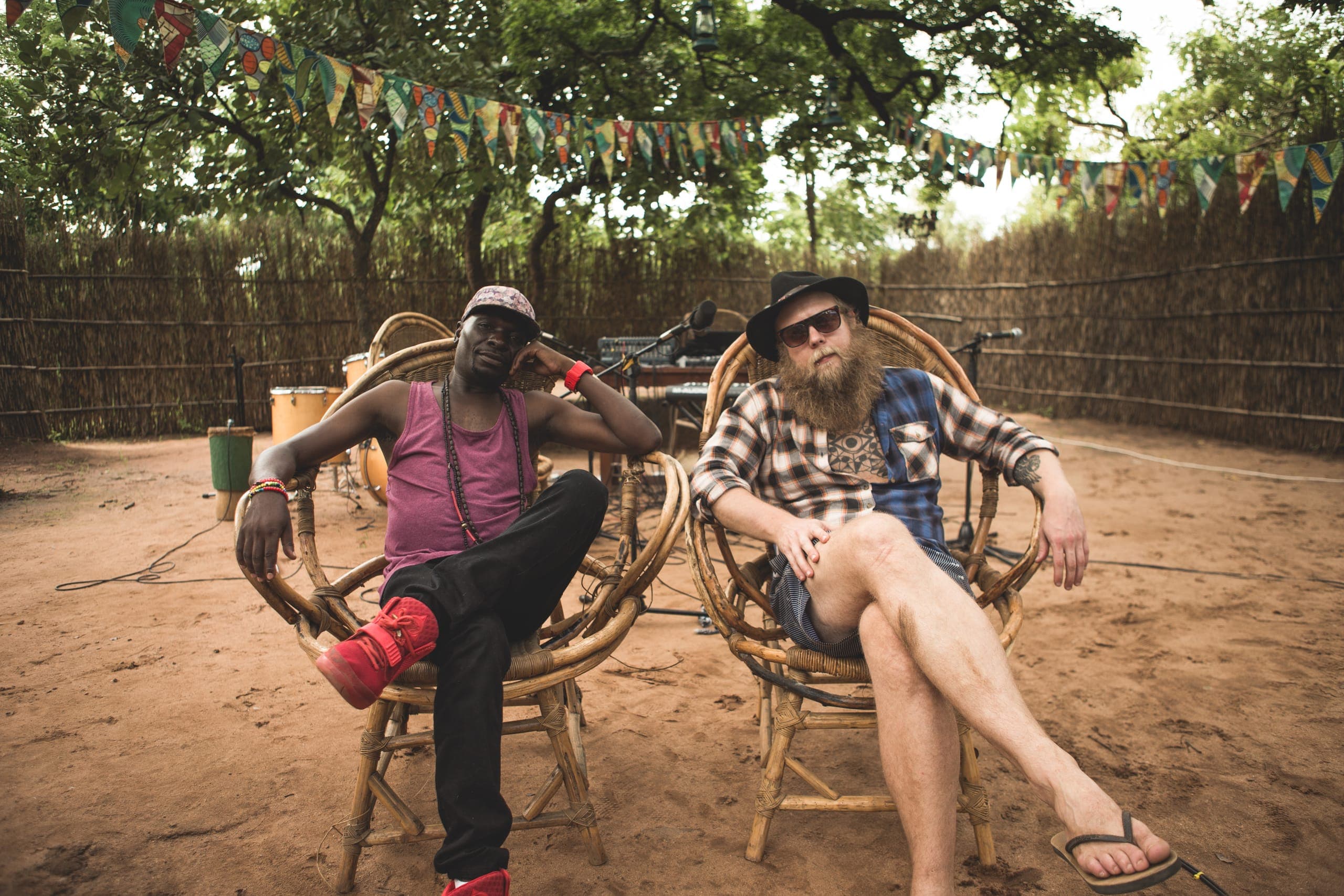 The Very Best with Mafilika band – ‘Let Go’ (Live from Kumbali Village, Malawi)