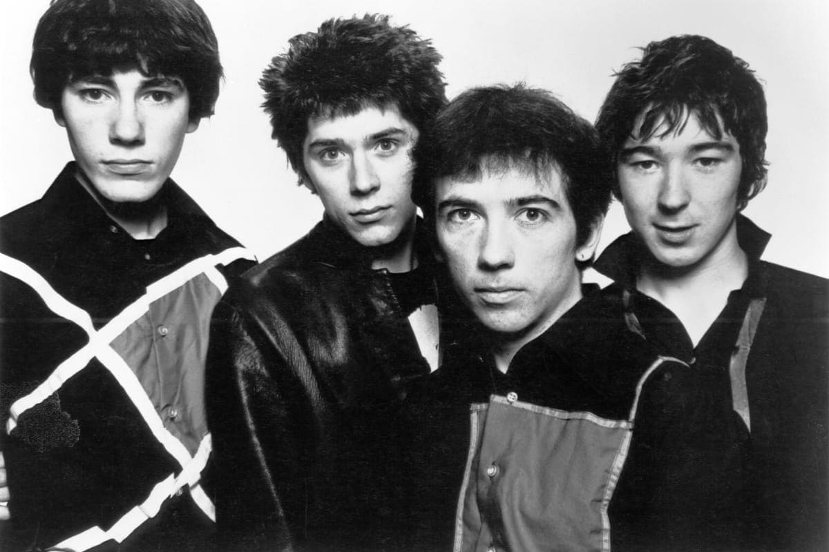 Pete Shelley, lead singer of Buzzcocks, dies aged 63