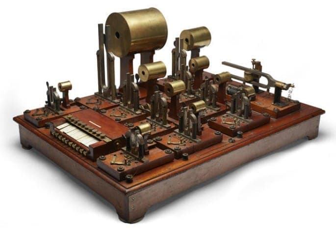 The world’s first electronic synthesizer is up for auction