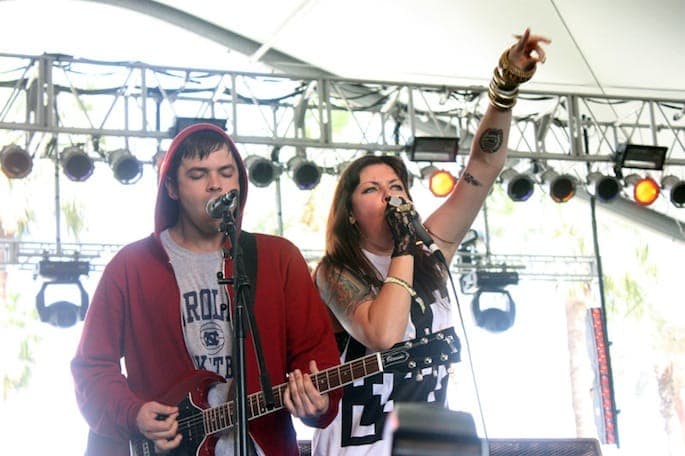 Sleigh Bells cancel tour dates due to skateboarding injury
