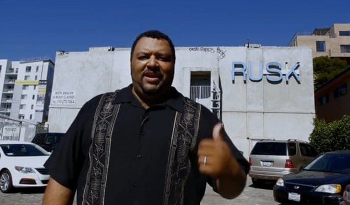 Watch another lesson on the Roland TR-808 by electro kingpin Egyptian Lover