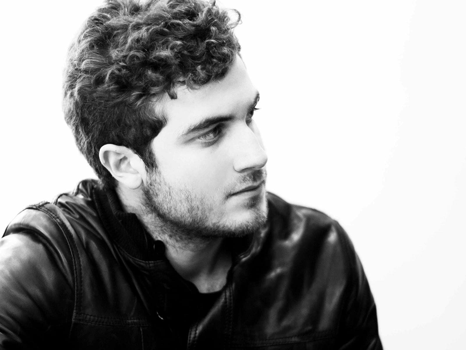 Nicolas Jaar drops new single on R&S, ‘Fight’