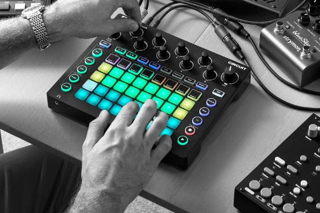 Novation Circuit now supports polyrhythms and pattern switch